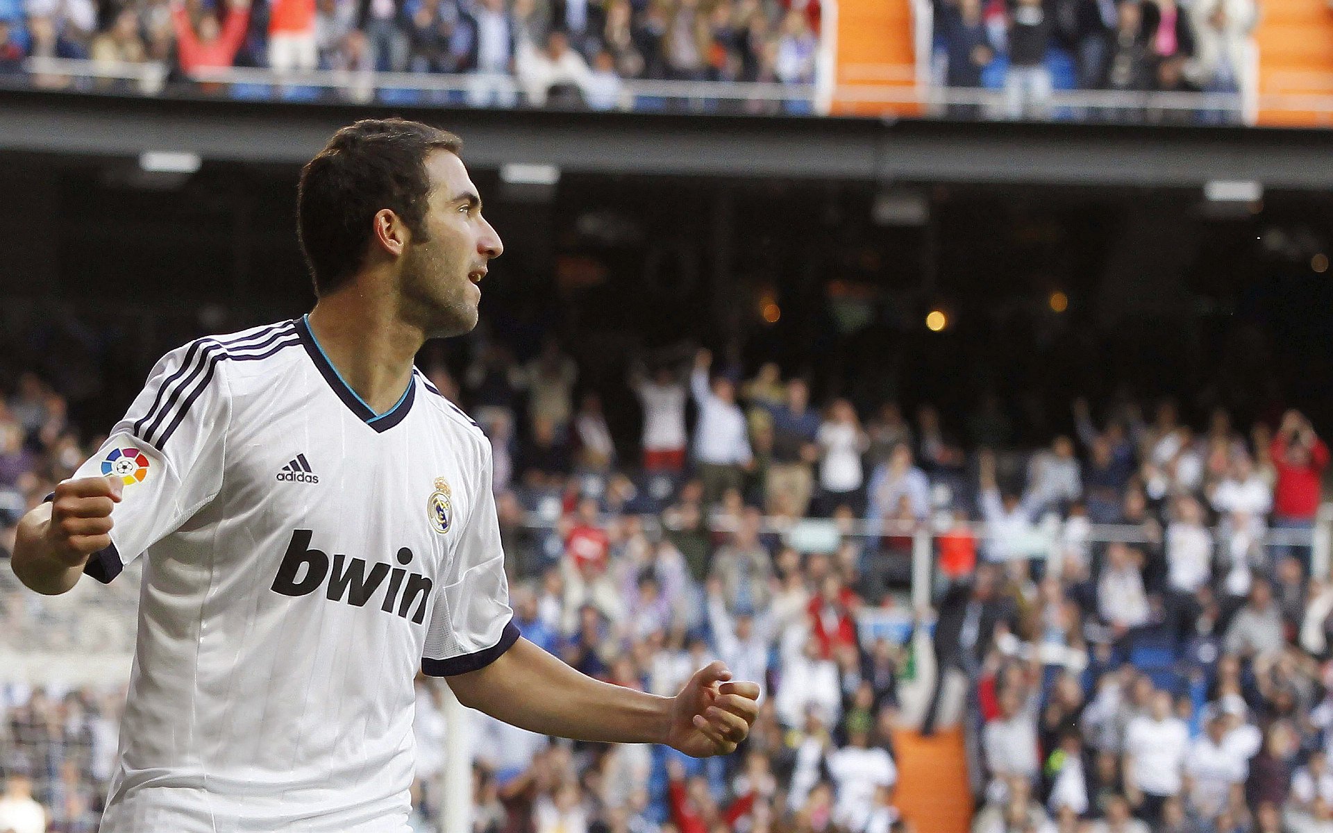 Uzi焦点对战,Scout与30激战快船分钟,持续失利胜负难料!比赛高潮迭起