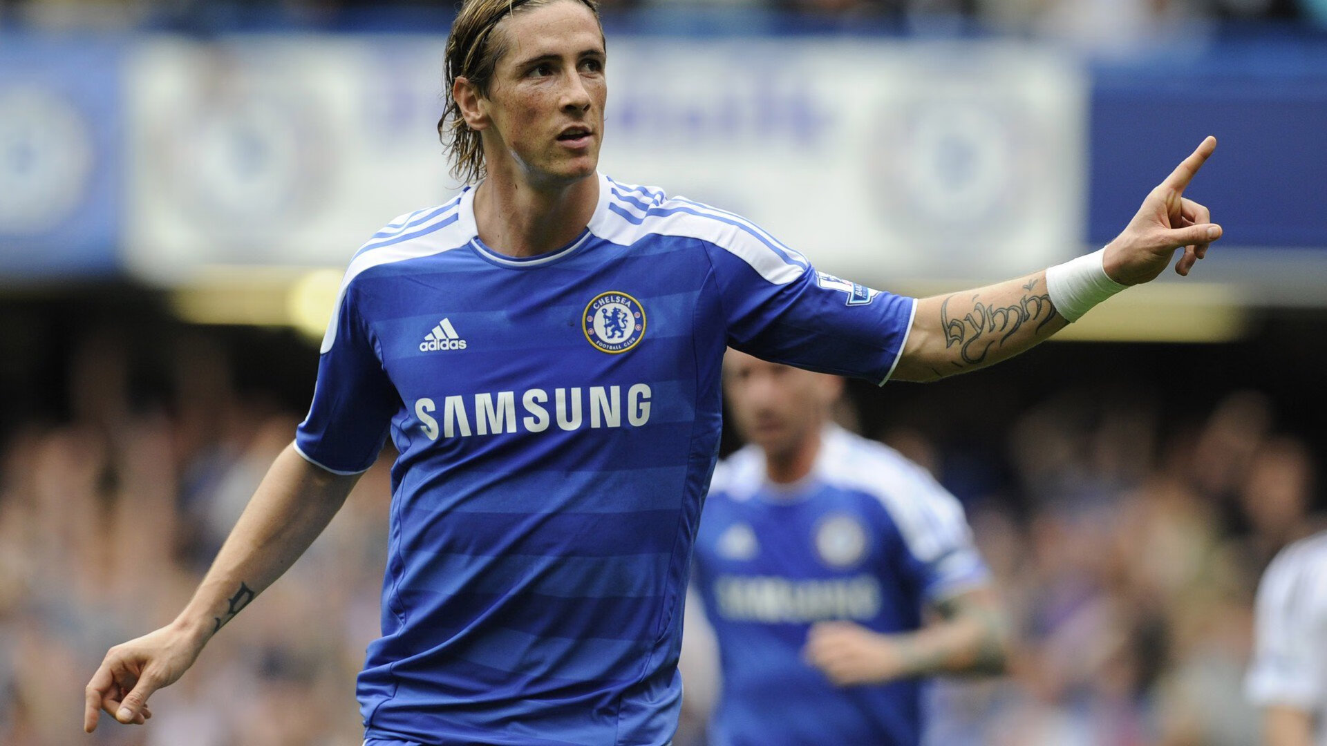 Ning重返赛场,反败为胜首场状态出色,勇士观众沸腾!热度持续攀升